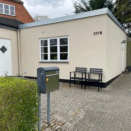 Jonstrupvejens Lejl C Apartment